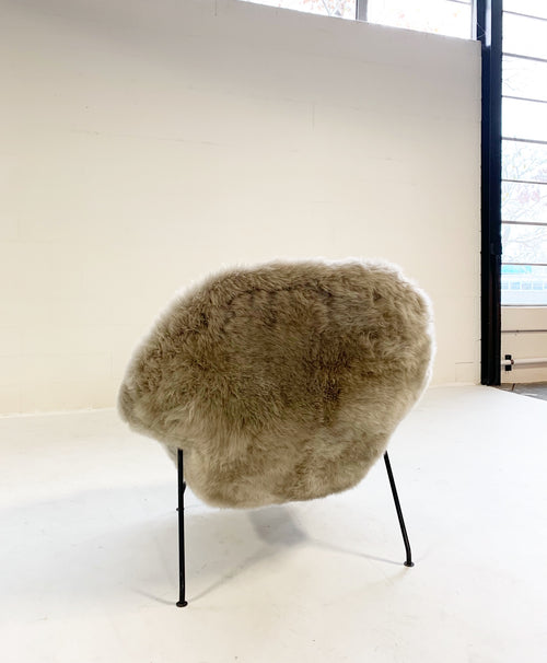 Womb Chair in New Zealand Sheepskin - FORSYTH