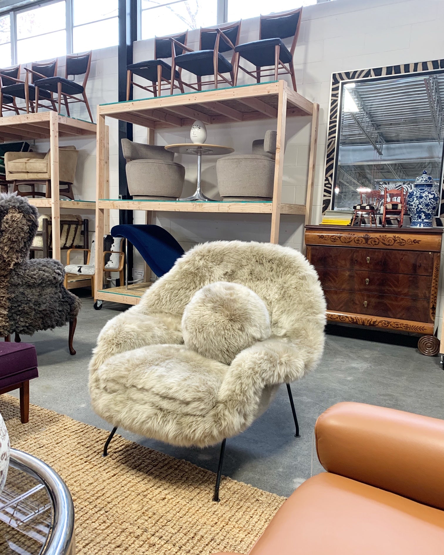 Womb Chair in New Zealand Sheepskin - FORSYTH