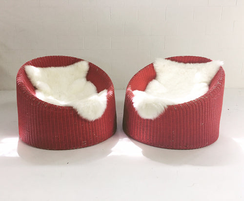 Rattan Lounge Chairs with Sheepskins, pair - FORSYTH