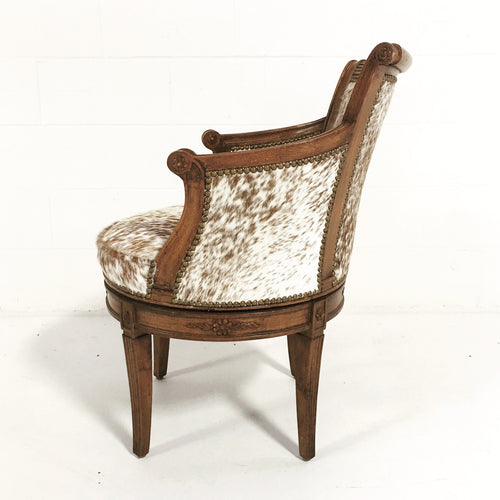 Vintage Swivel Chair in Brazilian Cowhide - FORSYTH