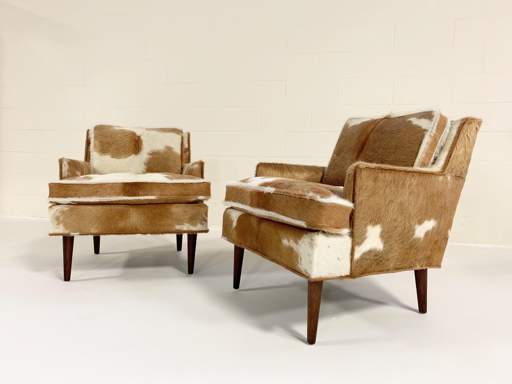 Lounge Chairs in Brazilian Cowhide, pair - FORSYTH
