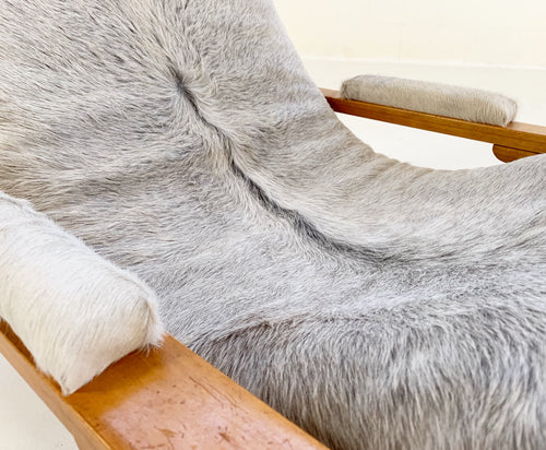 Suspension Chair in Brazilian Cowhide - FORSYTH