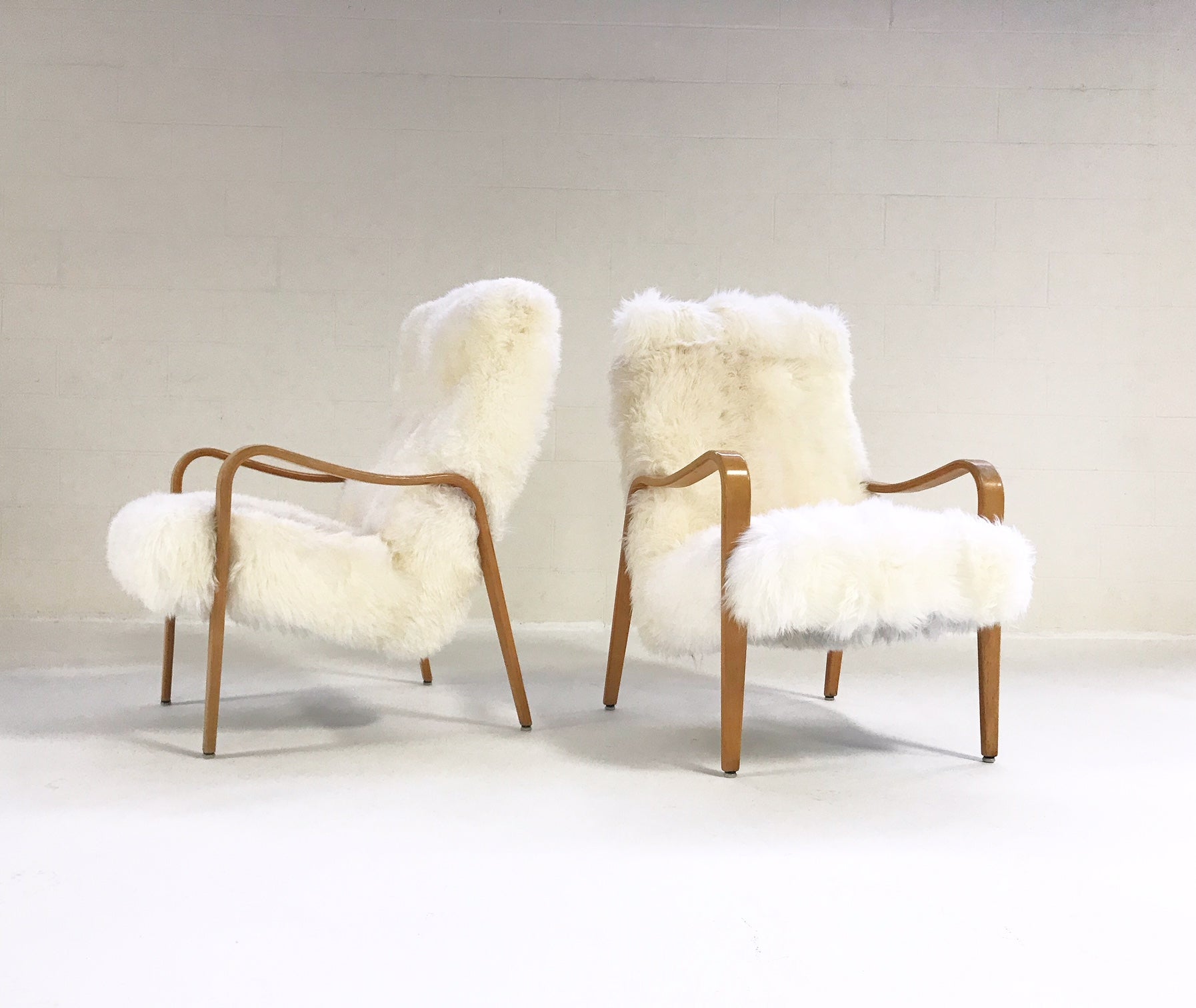 Bentwood Chairs in New Zealand Sheepskin, pair - FORSYTH