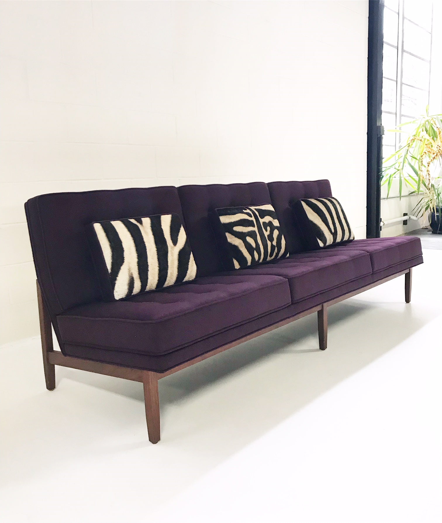 Sofa in Loro Piana Cashmere - FORSYTH