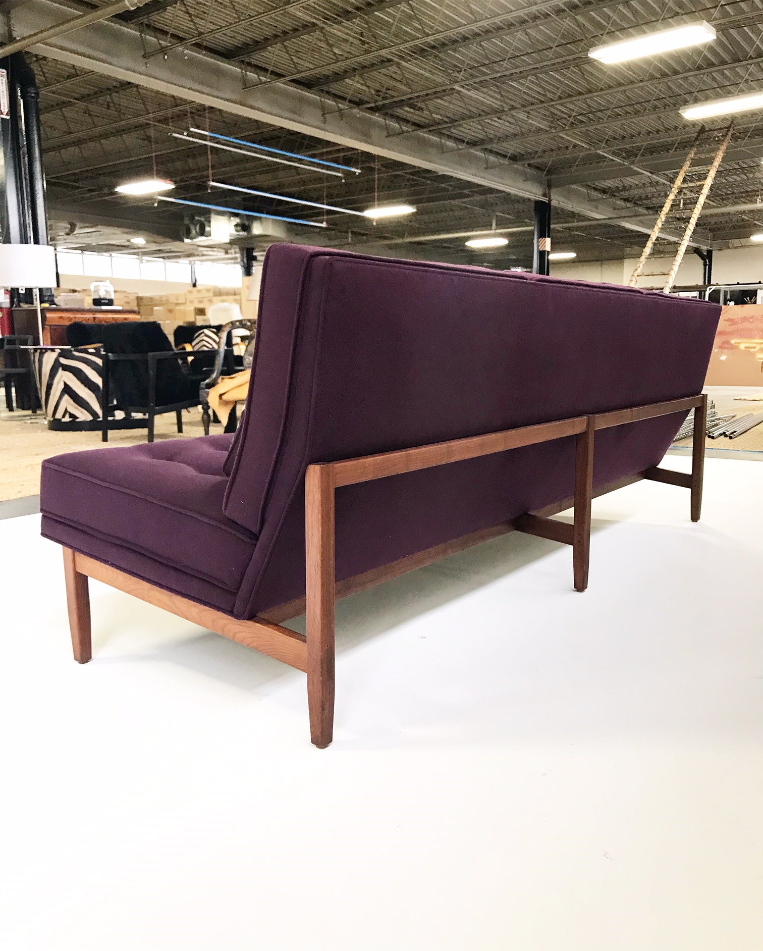 Sofa in Loro Piana Cashmere - FORSYTH