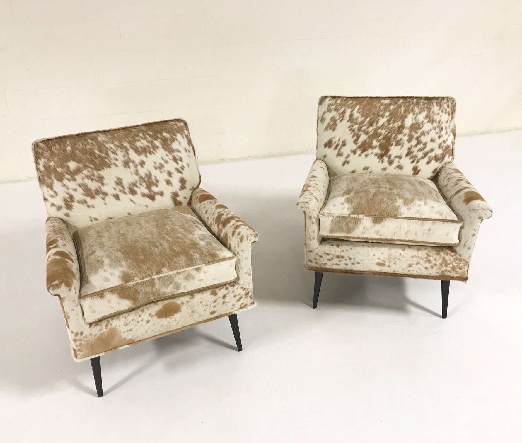 Lounge Chairs in Brazilian Cowhide, pair - FORSYTH