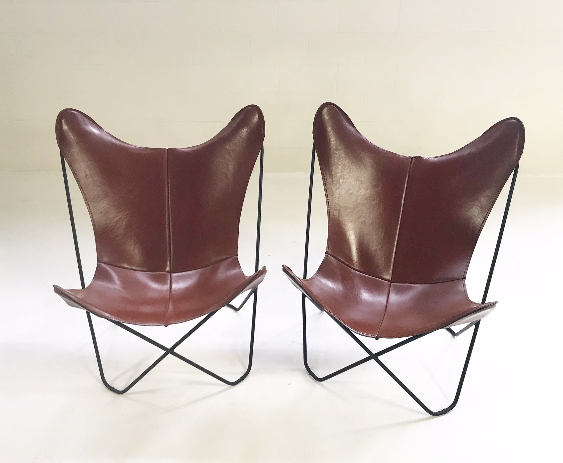 Butterfly Chairs with Sheepskins, pair - FORSYTH