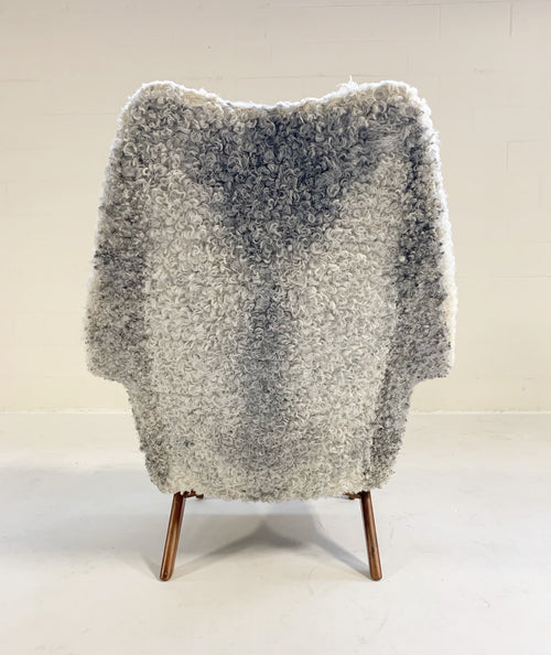 1611 C Lounge Chair in Gotland Sheepskin - FORSYTH