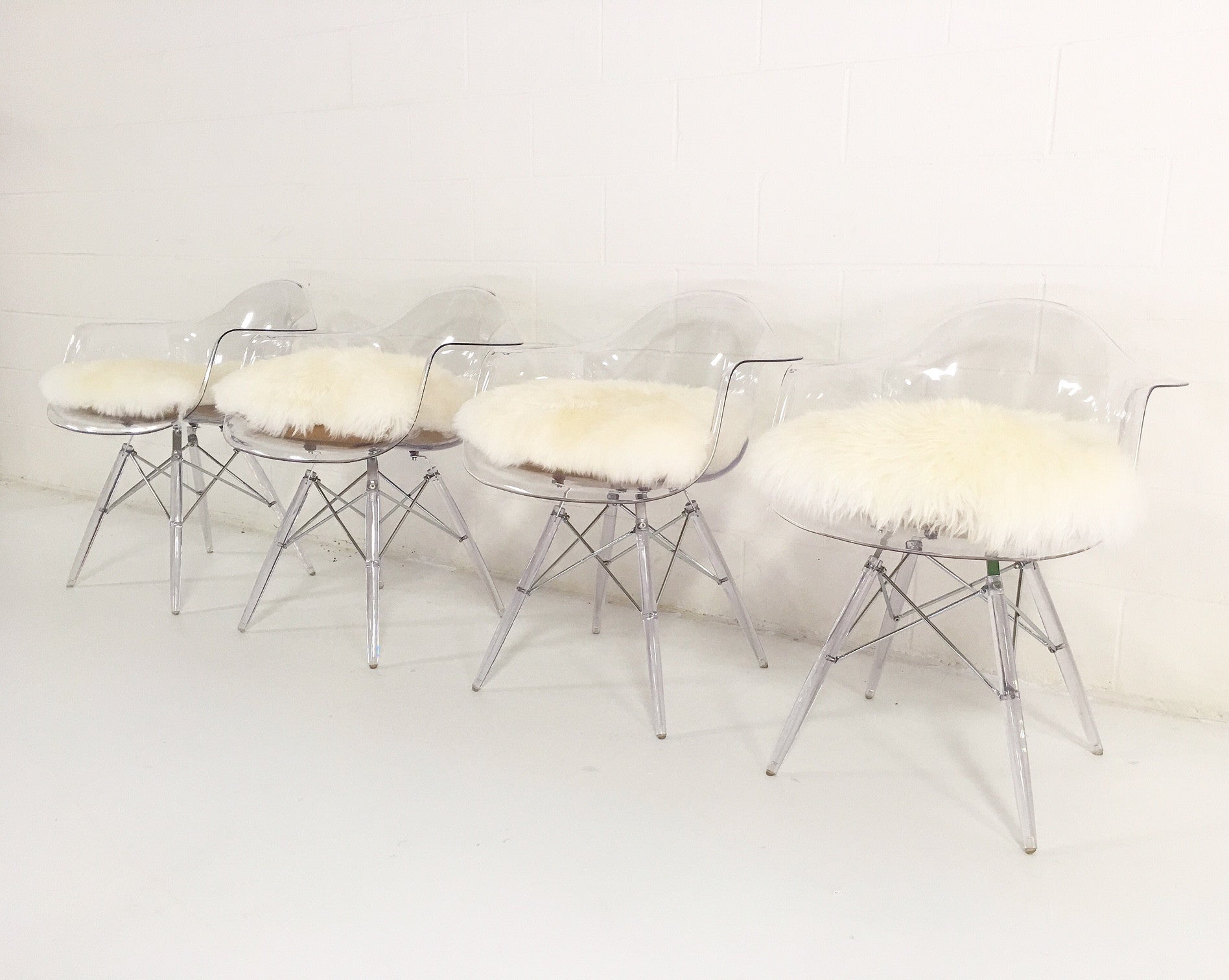 Mid-Century Style Lucite Chairs with Sheepskin Cushions, set of 4 - FORSYTH