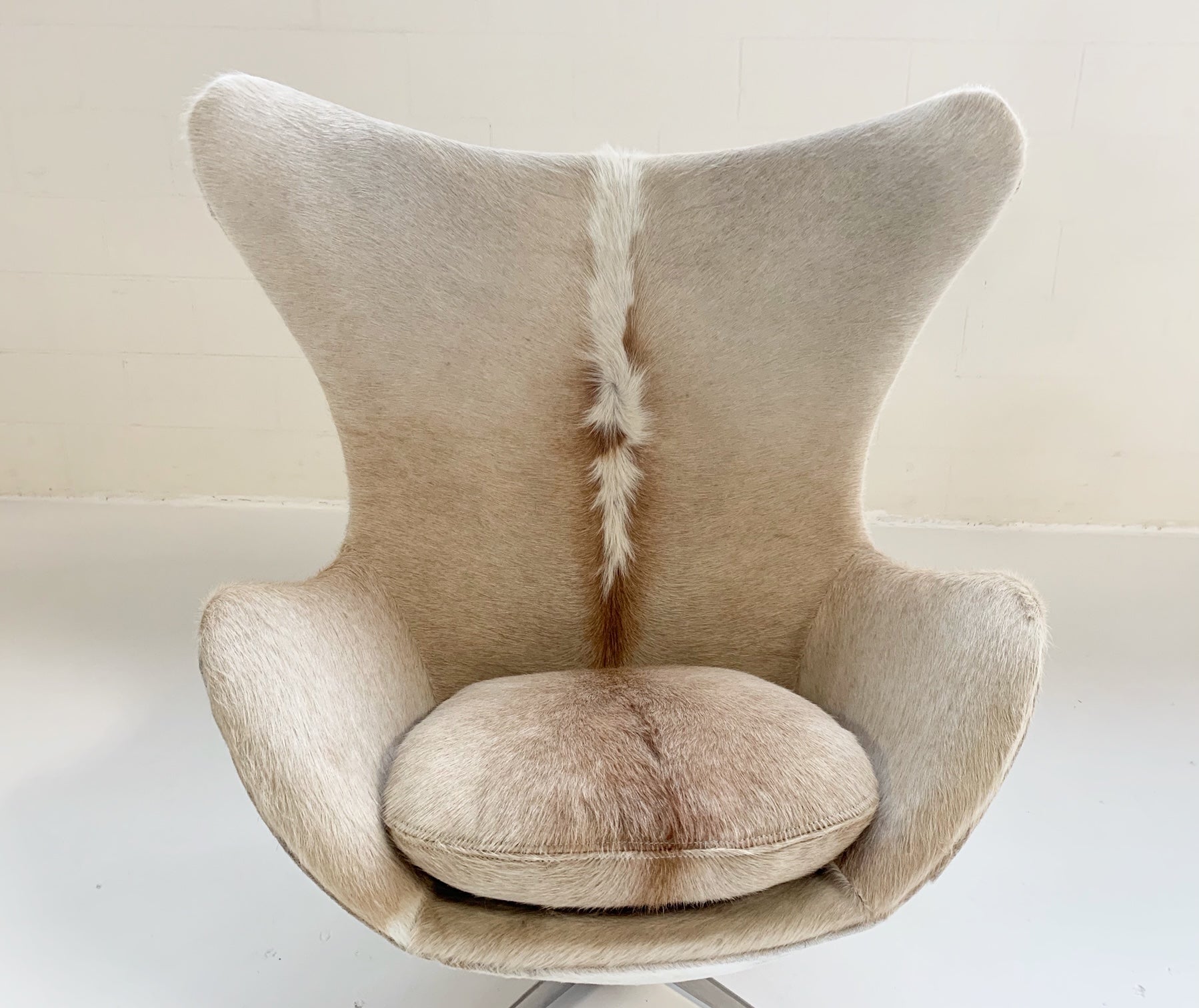 Egg Chair in Brazilian Cowhide - FORSYTH