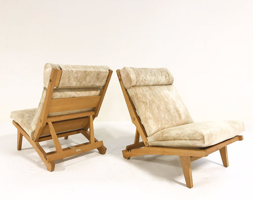 AP71 Lounge Chairs Restored in Brazilian Cowhide, pair - FORSYTH