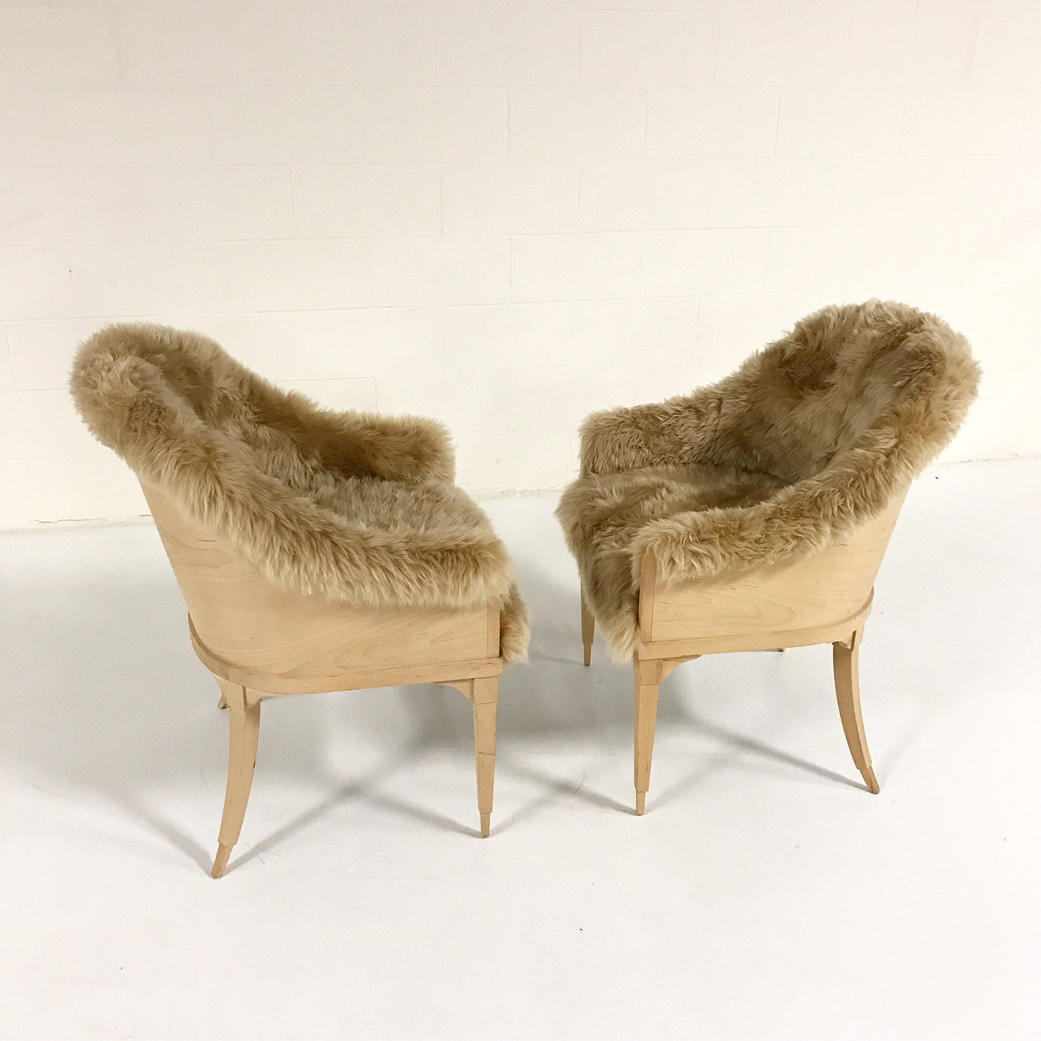 Barrel Chairs in New Zealand Sheepskin, pair - FORSYTH