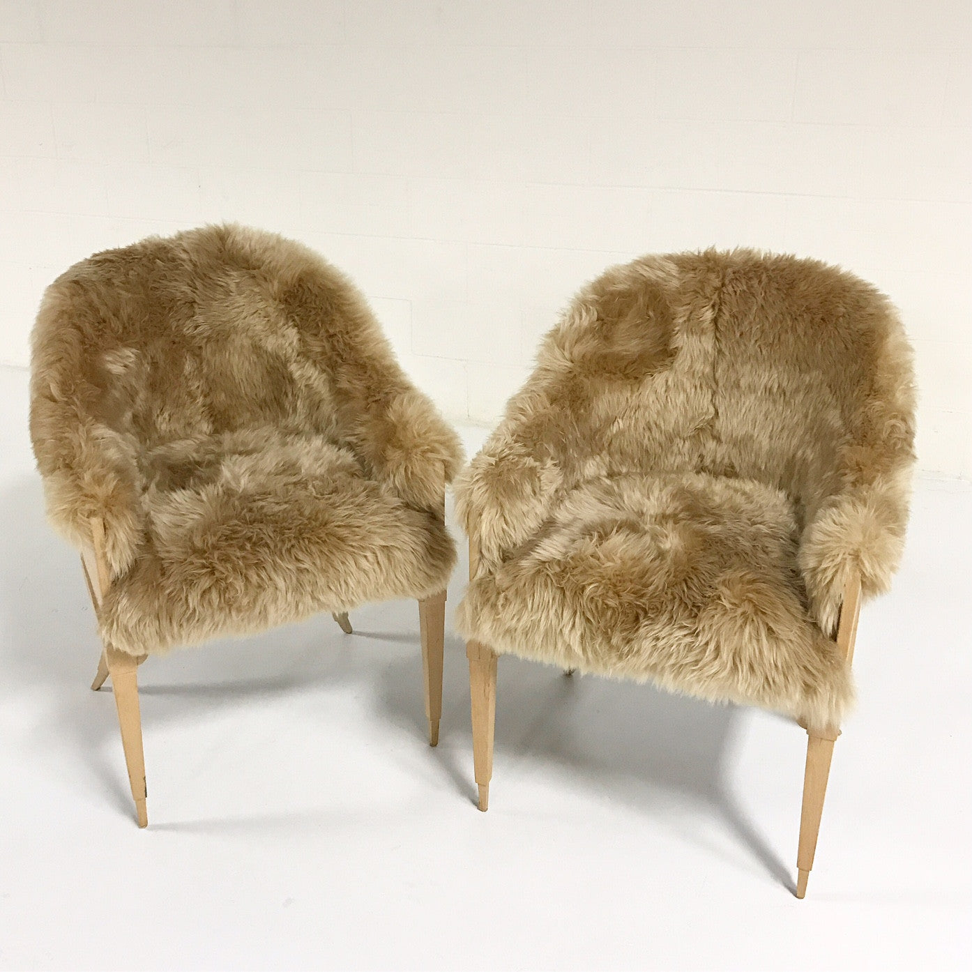 Barrel Chairs in New Zealand Sheepskin, pair - FORSYTH
