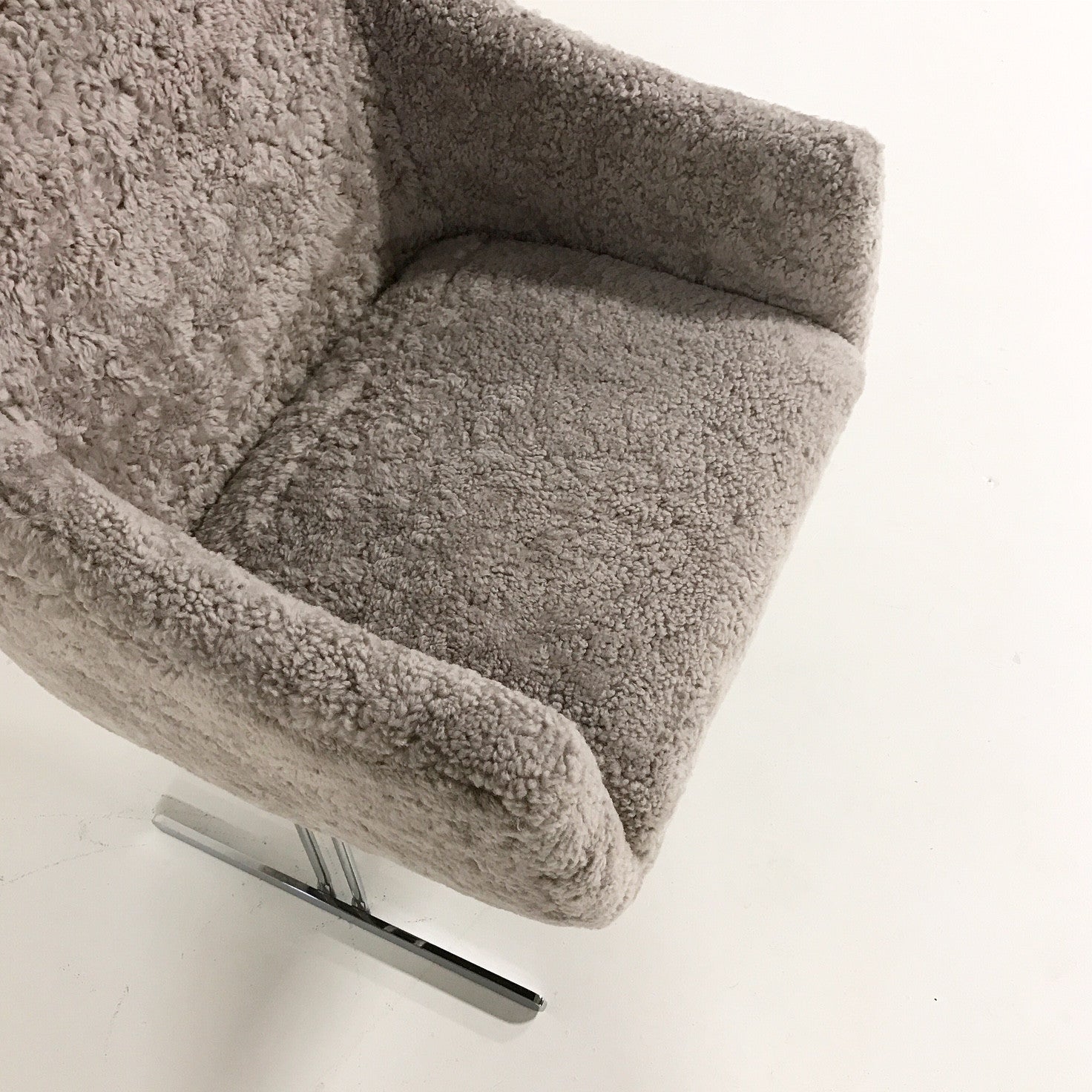 Armchair in Shearling - FORSYTH