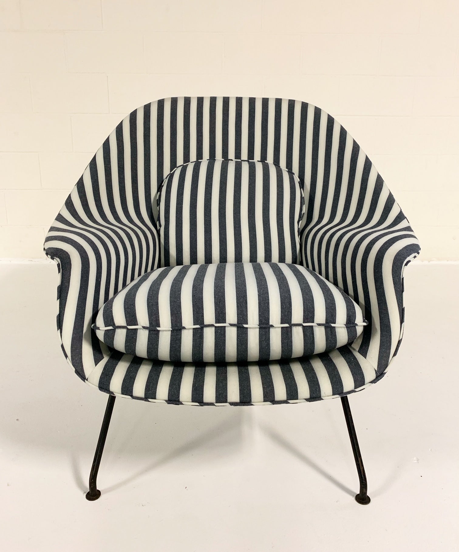 Eero Saarinen Womb Chair and Ottoman - FORSYTH