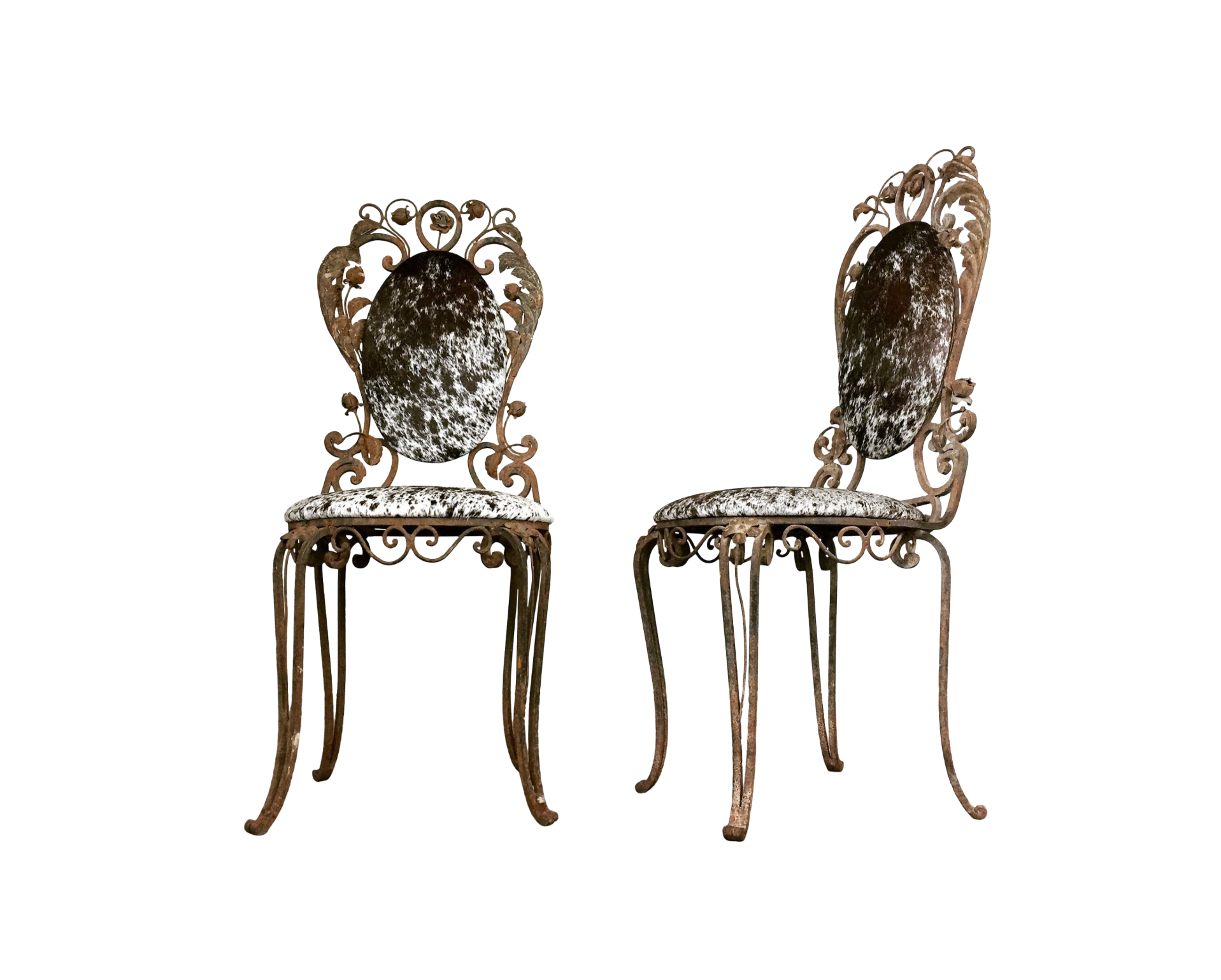 Iron Garden Chairs in Brazilian Cowhide - FORSYTH