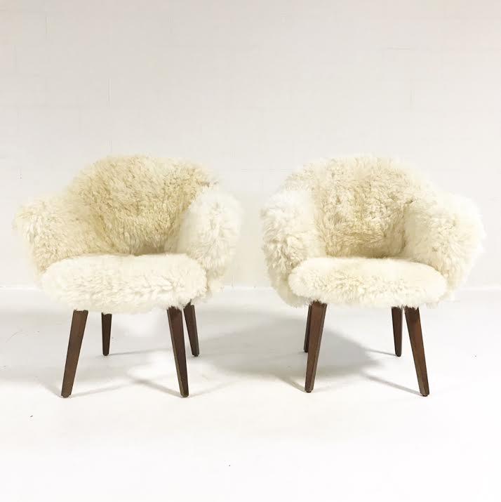 Executive Armchairs in Brazilian Sheepskin - FORSYTH
