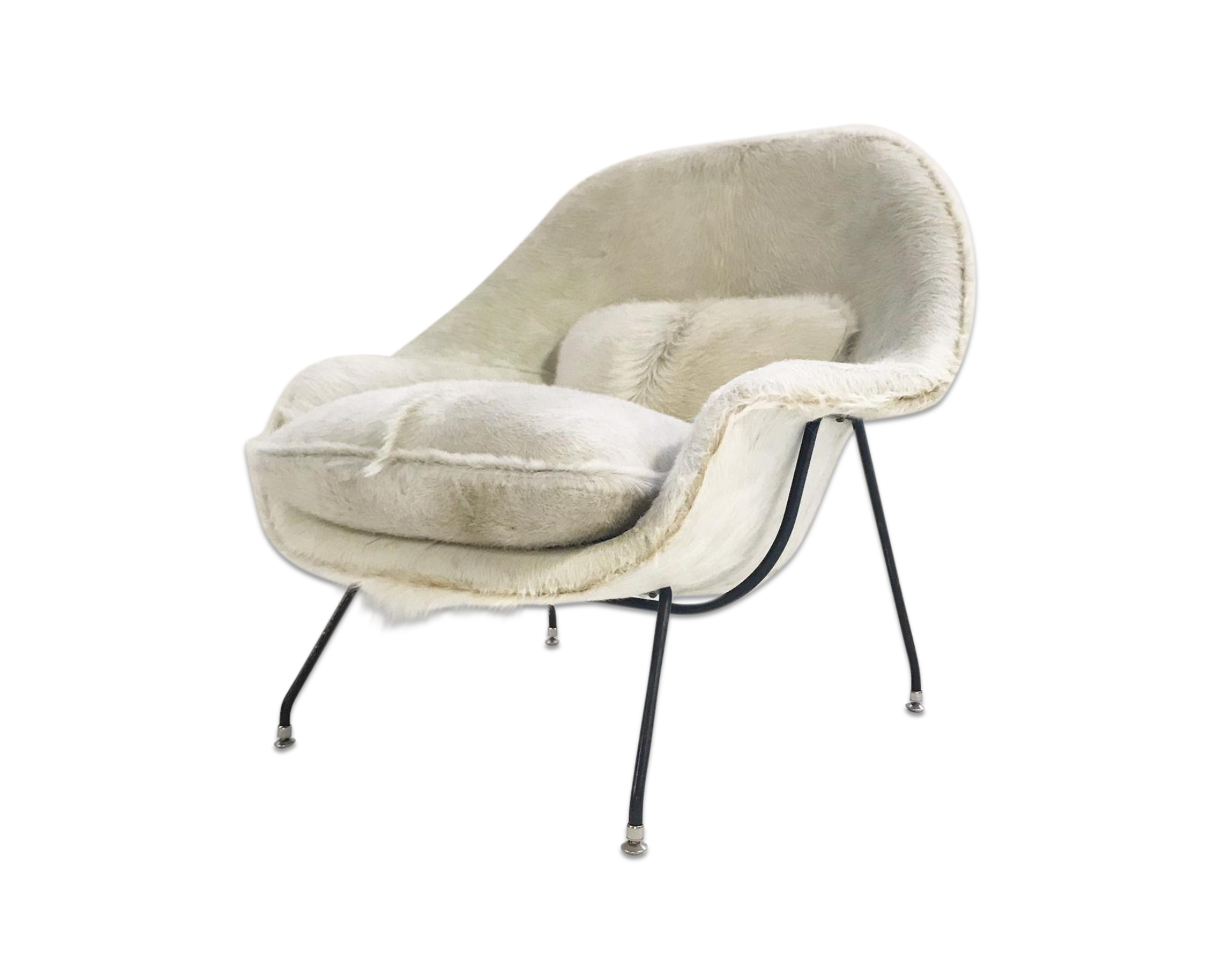 Womb Chair in Brazilian Cowhide - FORSYTH